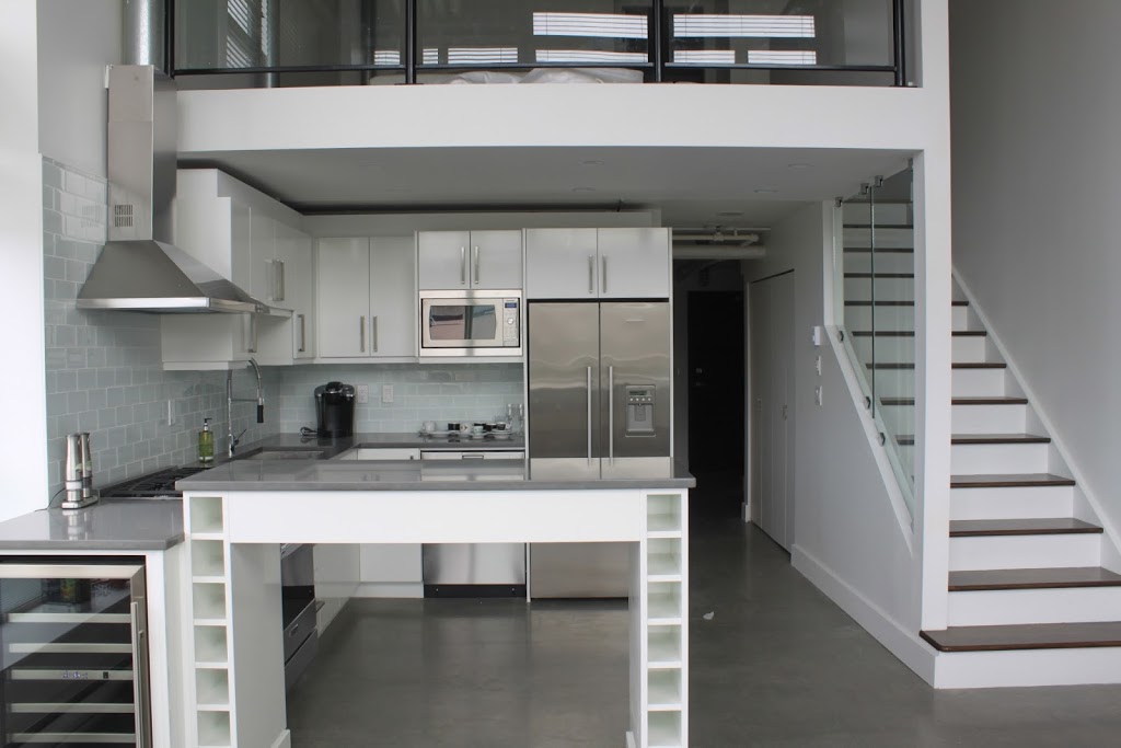 Budget & Save Painters Burnaby | 2276 Kensington Ave, Burnaby, BC V5B 4E2, Canada | Phone: (778) 737-8989