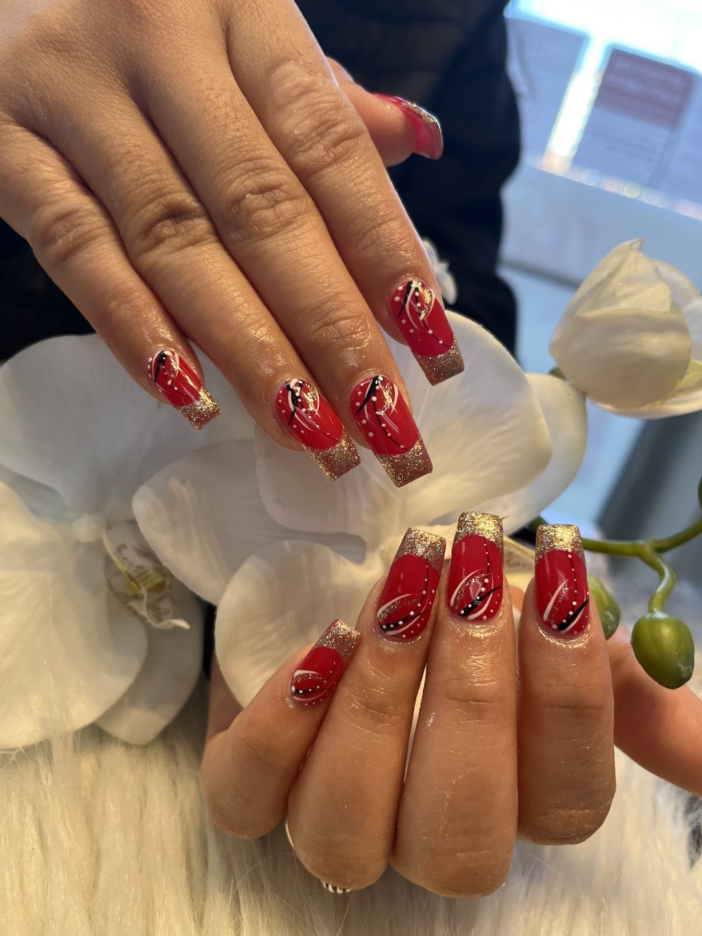 Delightful Nails | 796 Concession St, Hamilton, ON L8V 1C9, Canada | Phone: (905) 387-1375