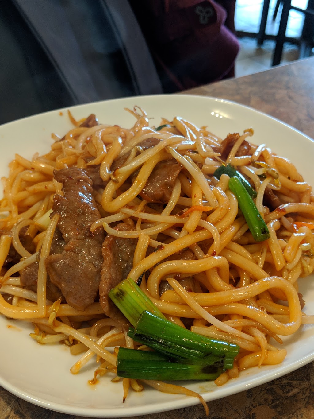 Chens Restaurant | 170 University Ave W, Waterloo, ON N2L 3G1, Canada | Phone: (519) 884-9836