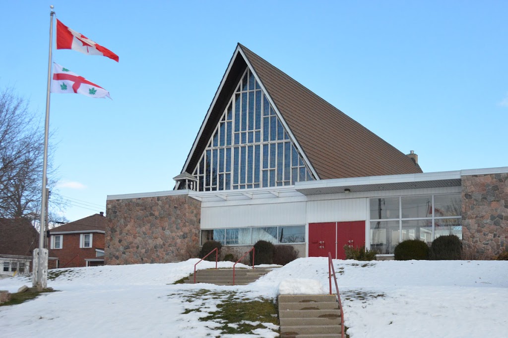 St Lukes Anglican Church | church | 566 Armour Rd, Peterborough, ON K9H 1Z1, Canada | 7057426202 OR +1 705-742-6202