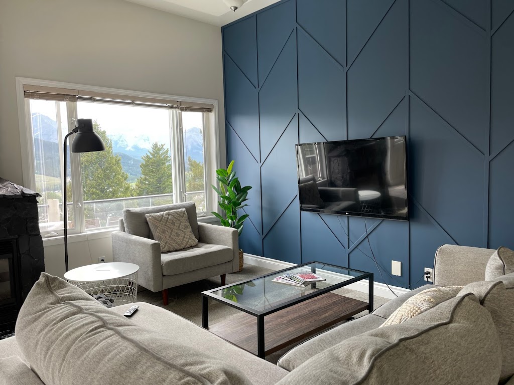 Modern Mountain Escape | 8122 26 Ave, Coleman, AB T0K 0M0, Canada | Phone: (587) 572-6679