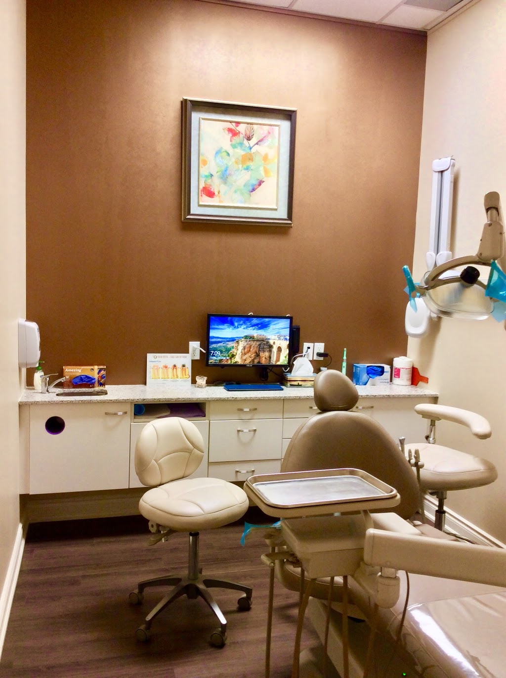 Sweet Tooth Dentistry | 2201 Brant St #10, Burlington, ON L7P 3N8, Canada | Phone: (905) 592-1444