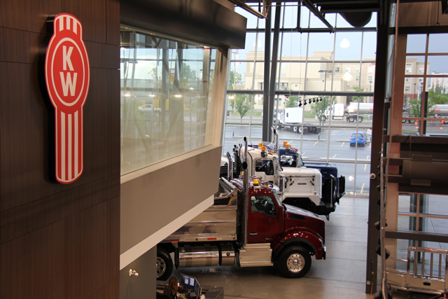 Edmonton Kenworth Ltd. (Leduc) | 8202 42 St, Leduc, AB T9E 8M6, Canada | Phone: (780) 612-9855