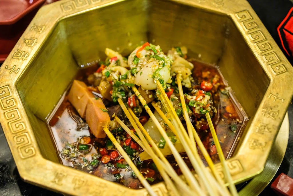 Xiang Zi Hotpot | 3989 Hwy 7, Markham, ON L3R 5M6, Canada | Phone: (905) 305-9888