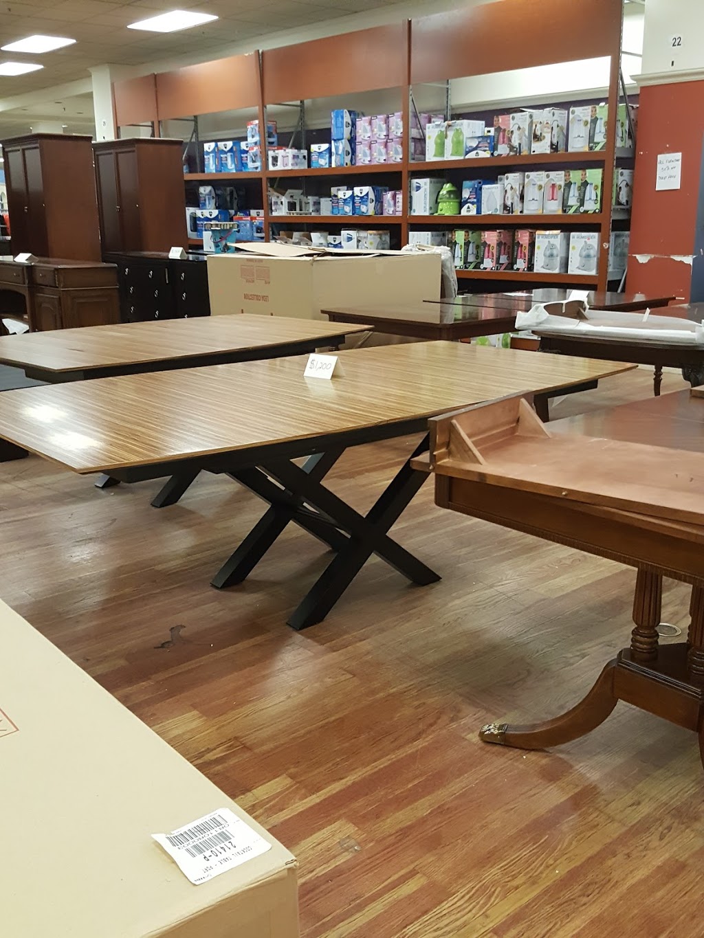 90% Discount Store | 2900 Steeles Ave E, Thornhill, ON L3T 4X1, Canada