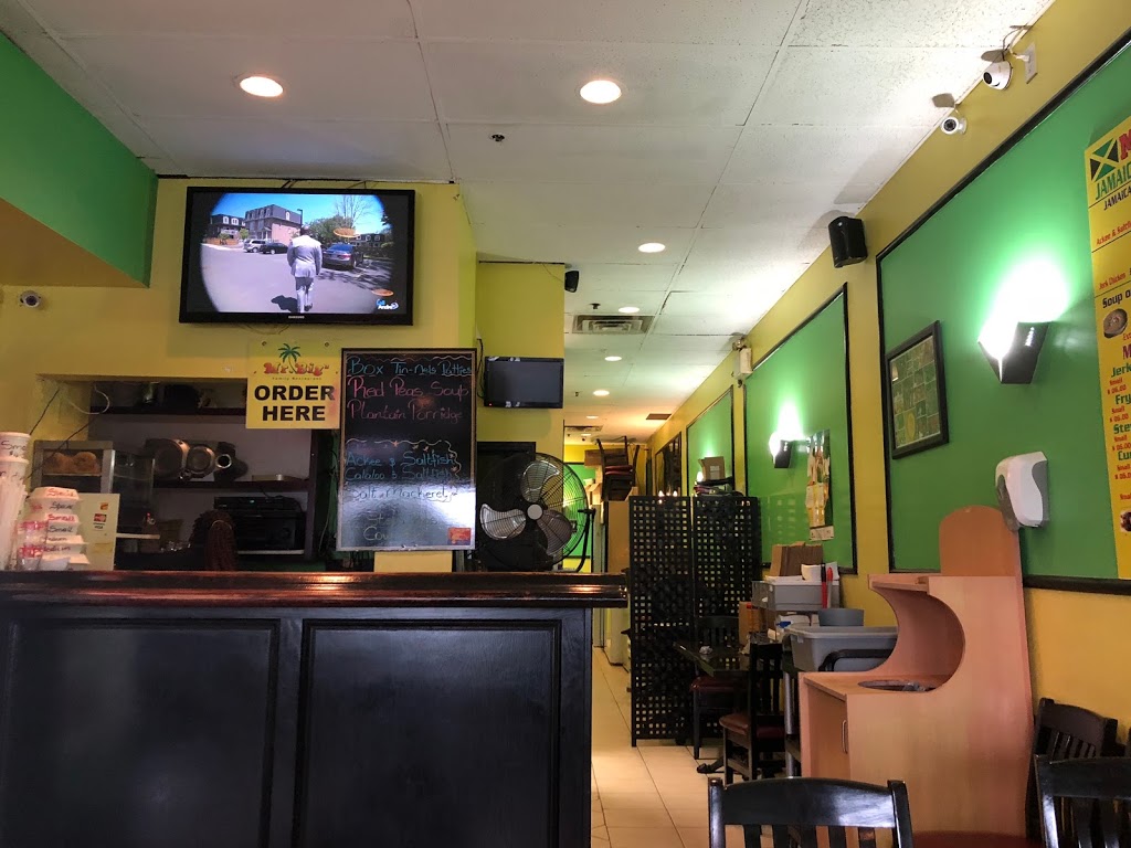 Mr Bigs | 3476 Glen Erin Dr, Mississauga, ON L5L 1V3, Canada | Phone: (905) 593-3232