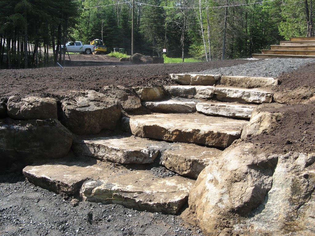 Maillé Excavation | 825 Ch des Hauteurs, Saint-Hippolyte, QC J8A 1J2, Canada | Phone: (450) 224-5282