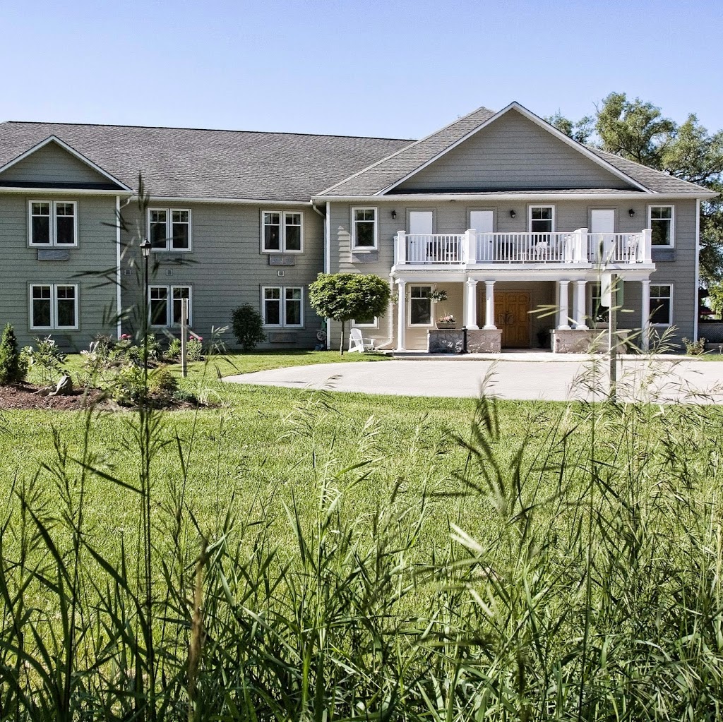Stone Willow Inn | 940 Queen St. East, P O BOX 457, St. Marys, ON N4X 1B3, Canada | Phone: (800) 409-3366