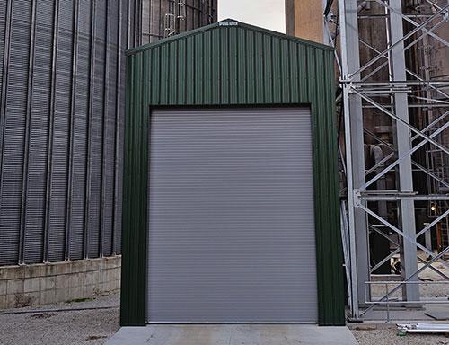 Garage doors JPR | 4800 Desserte S Autoroute 440, Laval, QC H7T 2Z8, Canada | Phone: (855) 781-6150