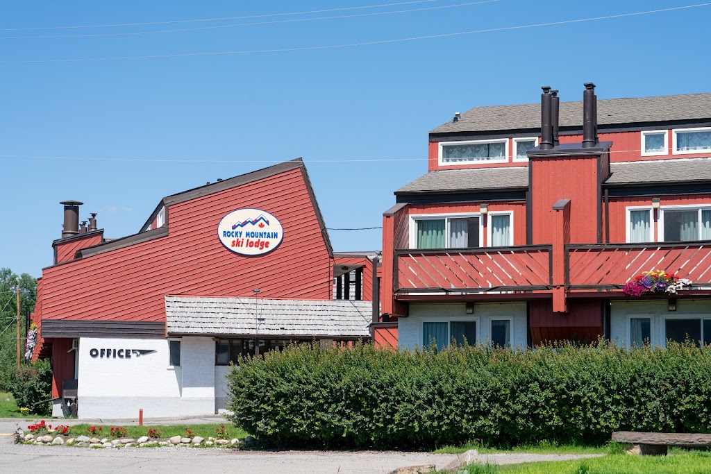 Rocky Mountain Ski Lodge | 1711 Bow Valley Trail, Canmore, AB T1W 1L7, Canada | Phone: (403) 678-5445