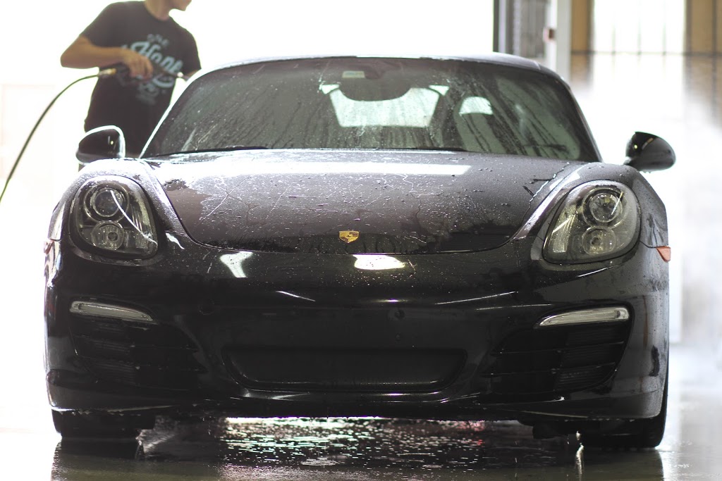 Loue la Vie Auto Spa | 1549 Autoroute Jean-Noël-Lavoie, Laval, QC H7L 3W3, Canada | Phone: (450) 933-9303
