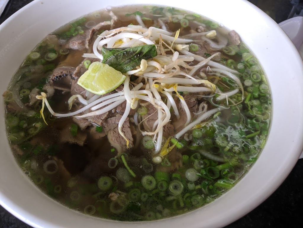 Pho Rang Dong Restaurant | 4527 8 Ave SE, Calgary, AB T2A 4X2, Canada | Phone: (403) 207-8558