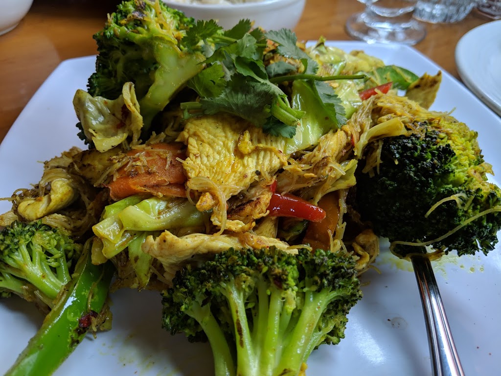 On Rice Thai Bistro | 1224 Harris Ave, Bellingham, WA 98225, USA | Phone: (360) 676-9995