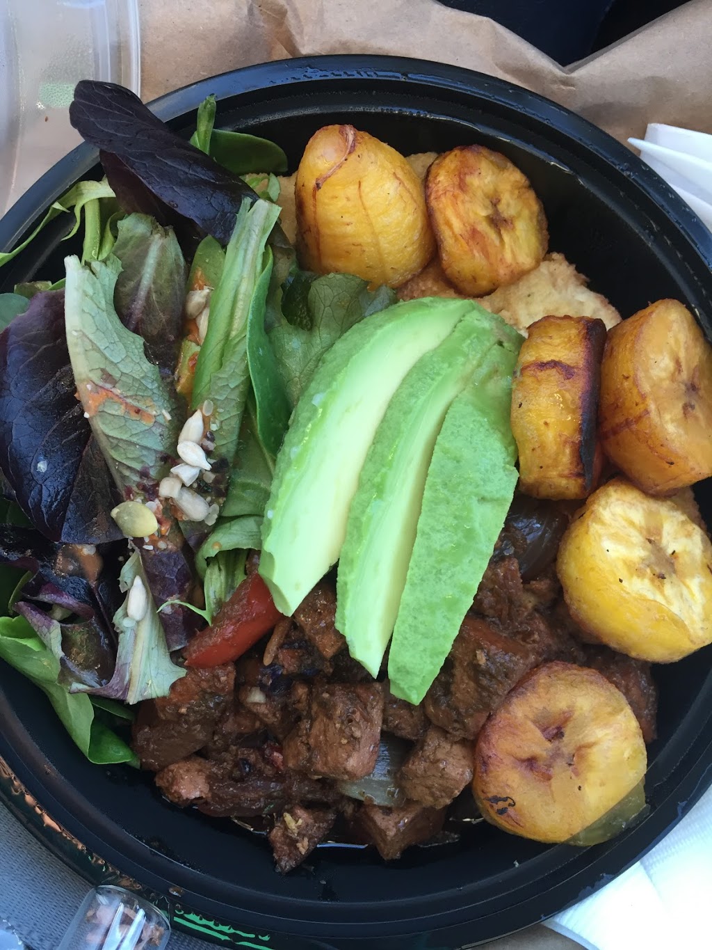 Vs Caribbean Restaurant | 1221 Weston Rd, York, ON M6M 4P7, Canada | Phone: (416) 249-1221