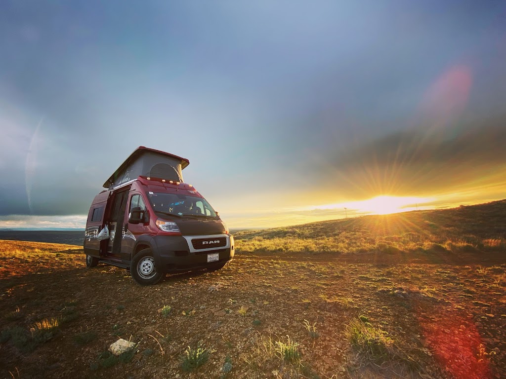 Vanlife.solar | 367 Chem. du Richelieu, McMasterville, QC J3G 1T8, Canada | Phone: (707) 825-3737