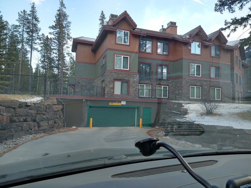 Platinum Suites Resort | 91 Three Sisters Dr, Canmore, AB T1W 3A1, Canada | Phone: (866) 466-8895
