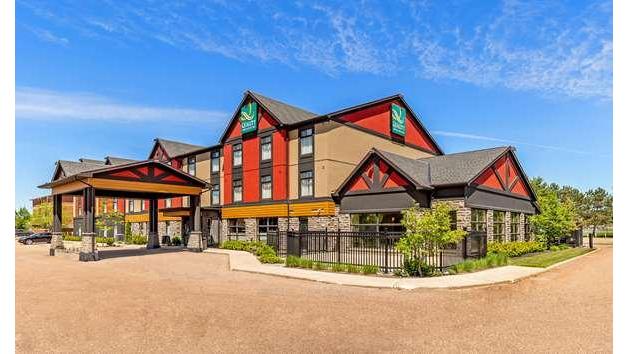 Quality Inn & Suites | 3119-B Petawawa Blvd, Petawawa, ON K8H 1X9, Canada | Phone: (613) 687-2855
