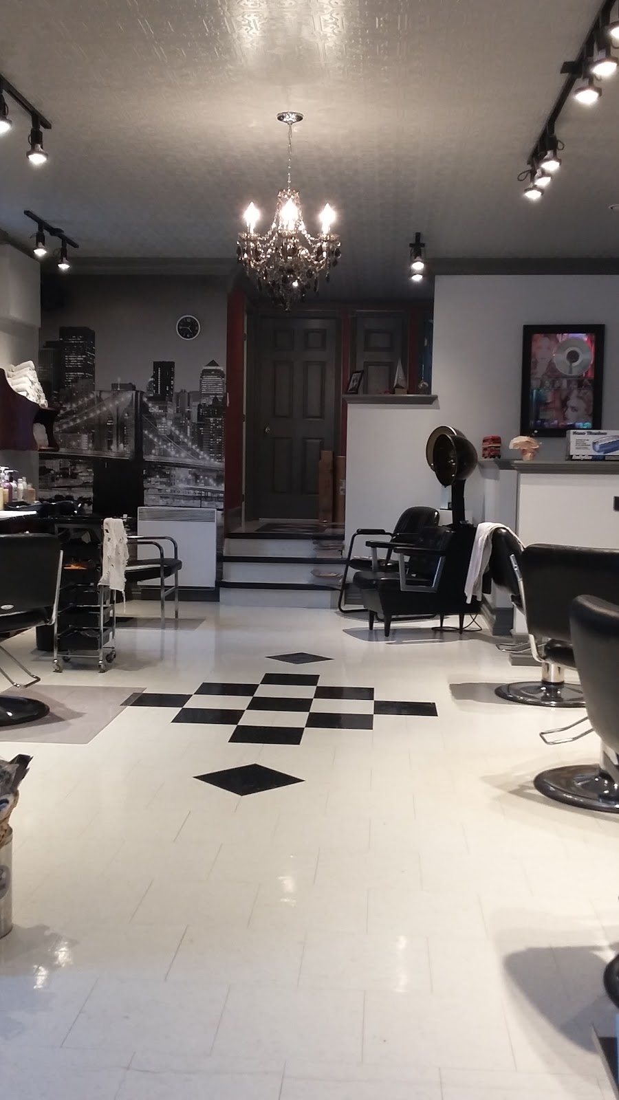 Salon Maryse Enr | 94 Rue Saint-Patrice, Saint-Liboire, QC J0H 1R0, Canada | Phone: (450) 793-4838