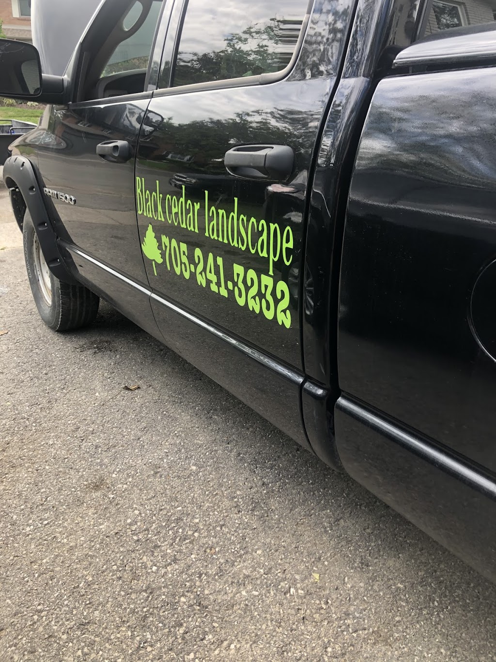 Black Cedar Landscape | 203 Browning Trail, Barrie, ON L4N 5H6, Canada | Phone: (705) 241-3232