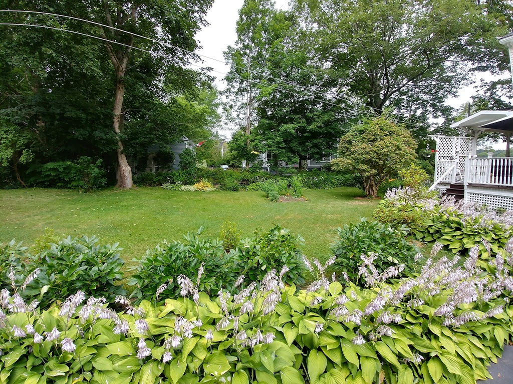 River Reflection Bed & Breakfast | 255 King St, Bridgewater, NS B4V 1A7, Canada | Phone: (902) 527-2682