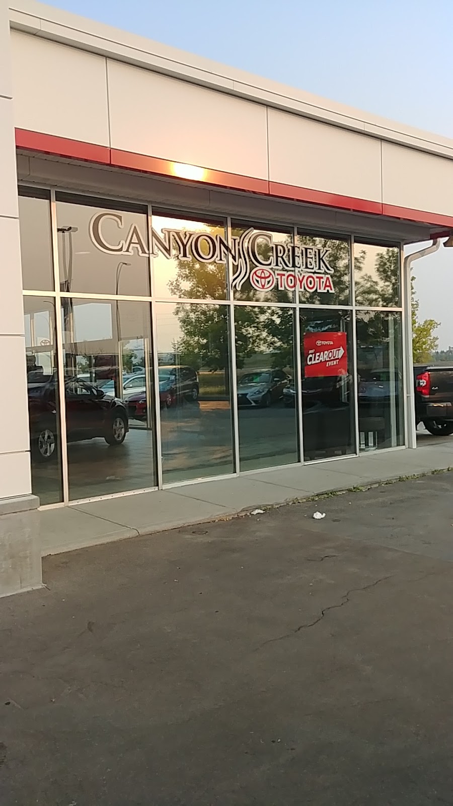 Canyon Creek Toyota | 370 Canyon Meadows Dr SE, Calgary, AB T2J 7C6, Canada | Phone: (403) 278-6066