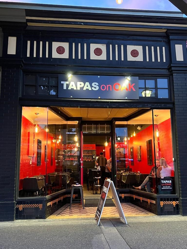 Tapas on Oak | 2006 Oak Bay Ave, Victoria, BC V8R 1E4, Canada | Phone: (250) 590-8881