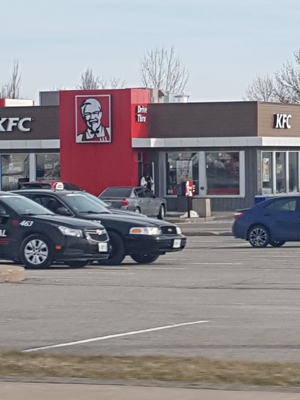 KFC | 310 Garrison Rd, Fort Erie, ON L2A 6G9, Canada | Phone: (289) 434-4720