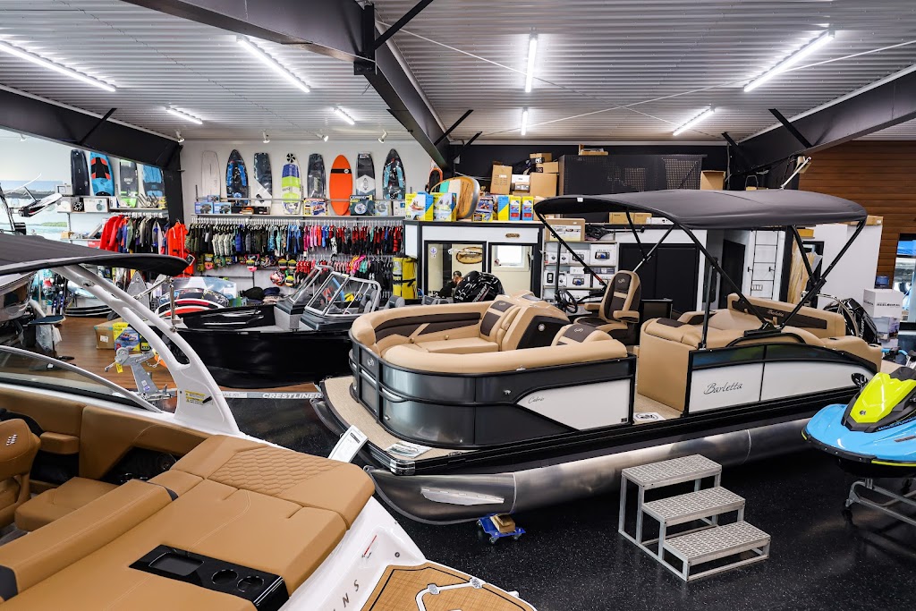 Pomerleau Les Bateaux Inc | 84 Bd Cartier, Rivière-du-Loup, QC G5R 2M9, Canada | Phone: (418) 862-2022