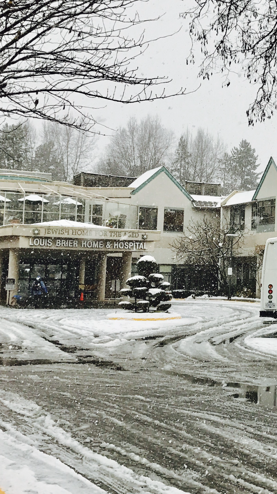 Louis Brier Home & Hospital | 1055 W 41st Ave, Vancouver, BC V6M 1W9, Canada | Phone: (604) 261-9376