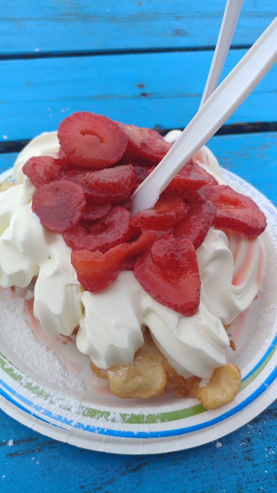 Funnel Tunnel | 14 1st St N, Wasaga Beach, ON L9Z 2K2, Canada | Phone: (705) 429-1169