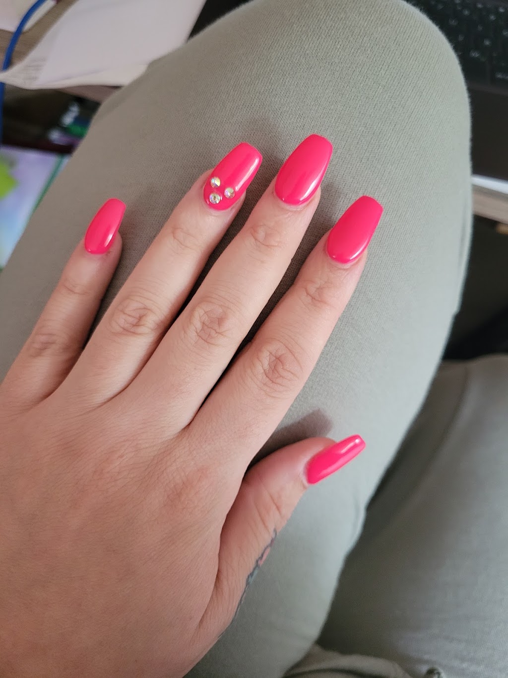 Artz nail salon | 3300 Cowichan Lake Rd, Duncan, BC V9L 4C3, Canada | Phone: (250) 737-0005