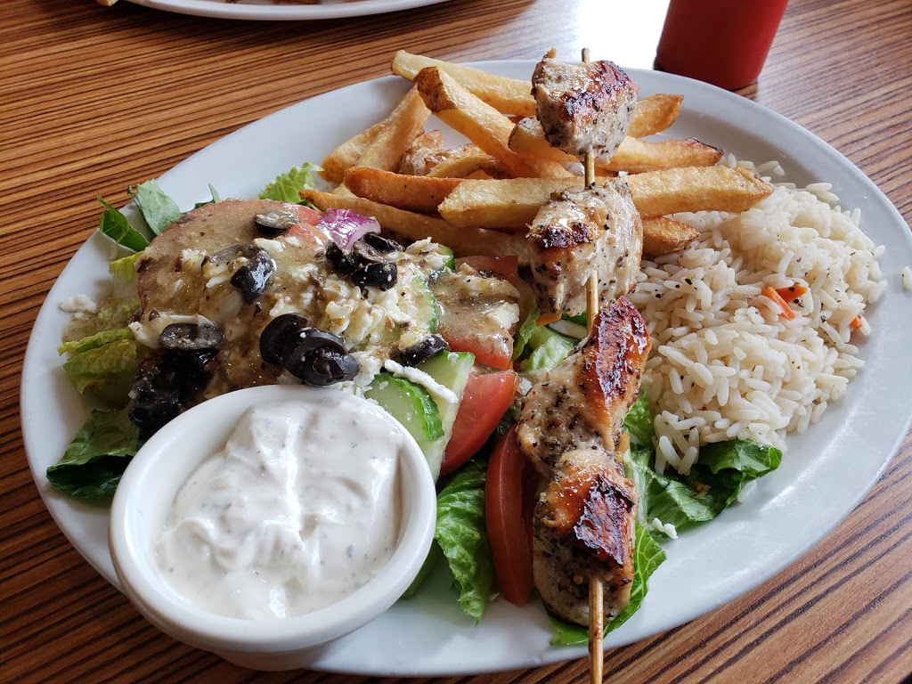 Queens Family Restaurant | 368 Queen St W #3, Cambridge, ON N3C 1G8, Canada | Phone: (519) 658-4545