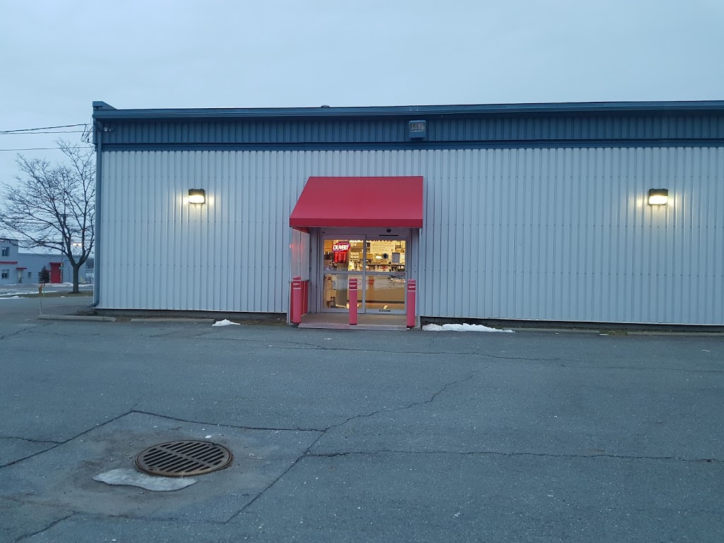 Lumen - Granby | 610 Rue Simonds S, Granby, QC J2J 1E1, Canada | Phone: (450) 776-6333