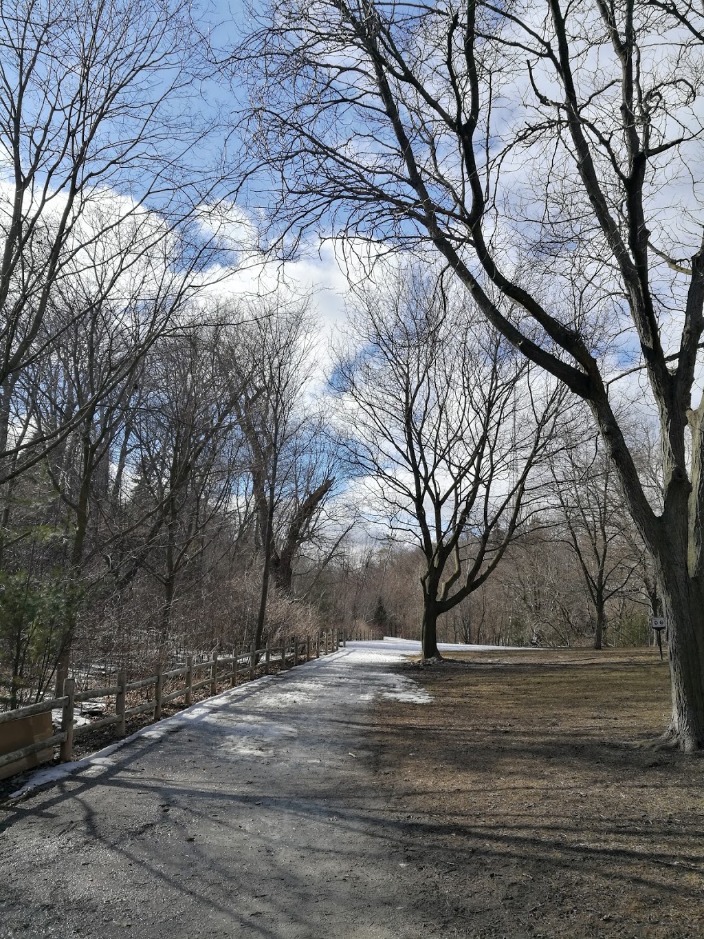 Roycroft Park Lands | 150 Boulton Dr, Toronto, ON M4V 2V6, Canada | Phone: (416) 392-2489