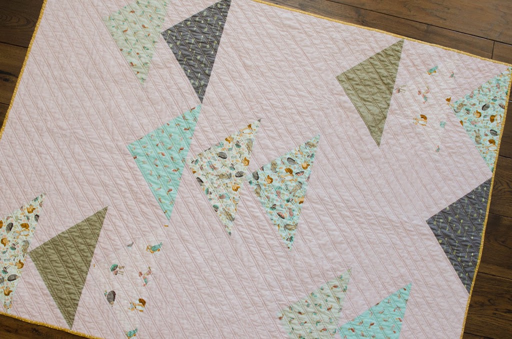 Fabric Crush | 3290 Shea Rd, Richmond, ON K0A 2Z0, Canada | Phone: (613) 852-3434
