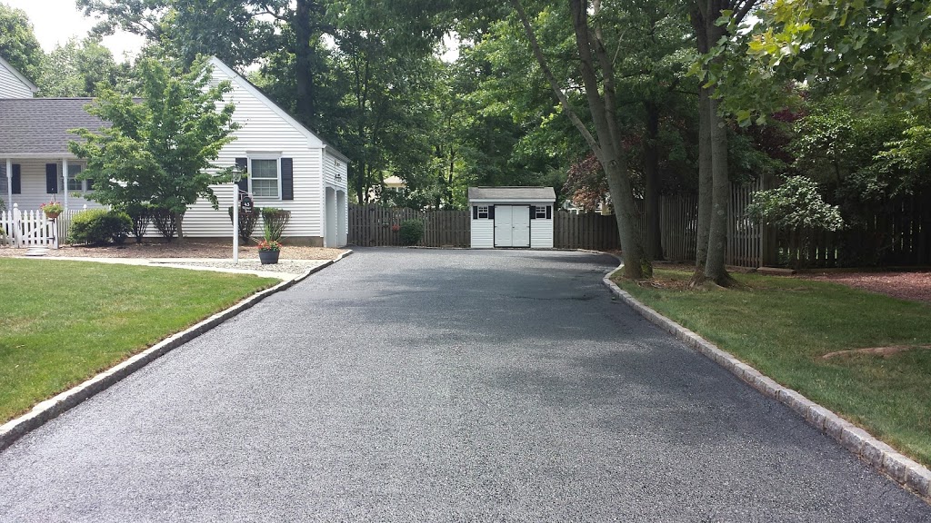G G Blacktop Ltd (Since 1987) | 12268 102a Ave, Surrey, BC V3V 8A7, Canada | Phone: (604) 345-6715