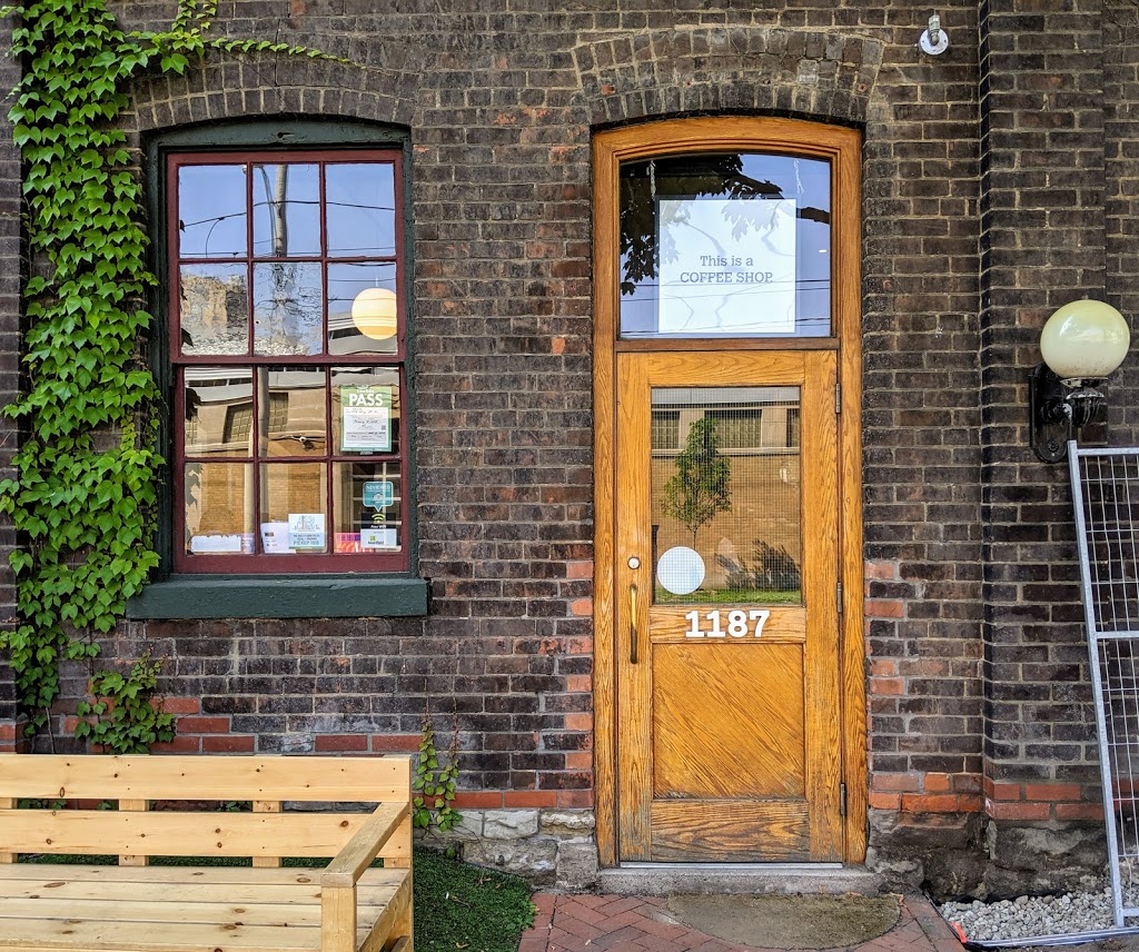 Louie Craft Coffee | 1187 King St W, Toronto, ON M6K 3C5, Canada | Phone: (416) 583-1627