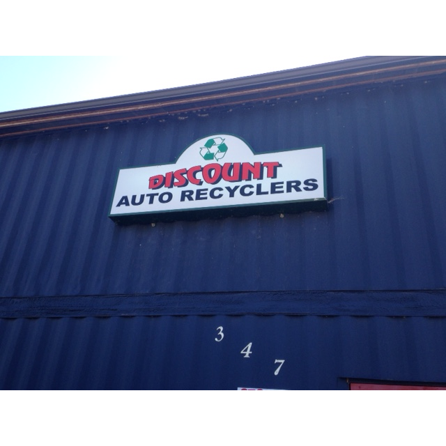 Discount Auto Wreckers | car repair | 347 Riverbend Dr, Kitchener, ON N2B 2G1, Canada | 5197453240 OR +1 519-745-3240