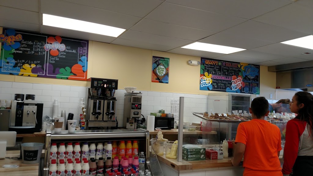 Peace, Love and Little Donuts of Buffalo | 6733 Transit Rd, Buffalo, NY 14221, USA | Phone: (716) 458-3731