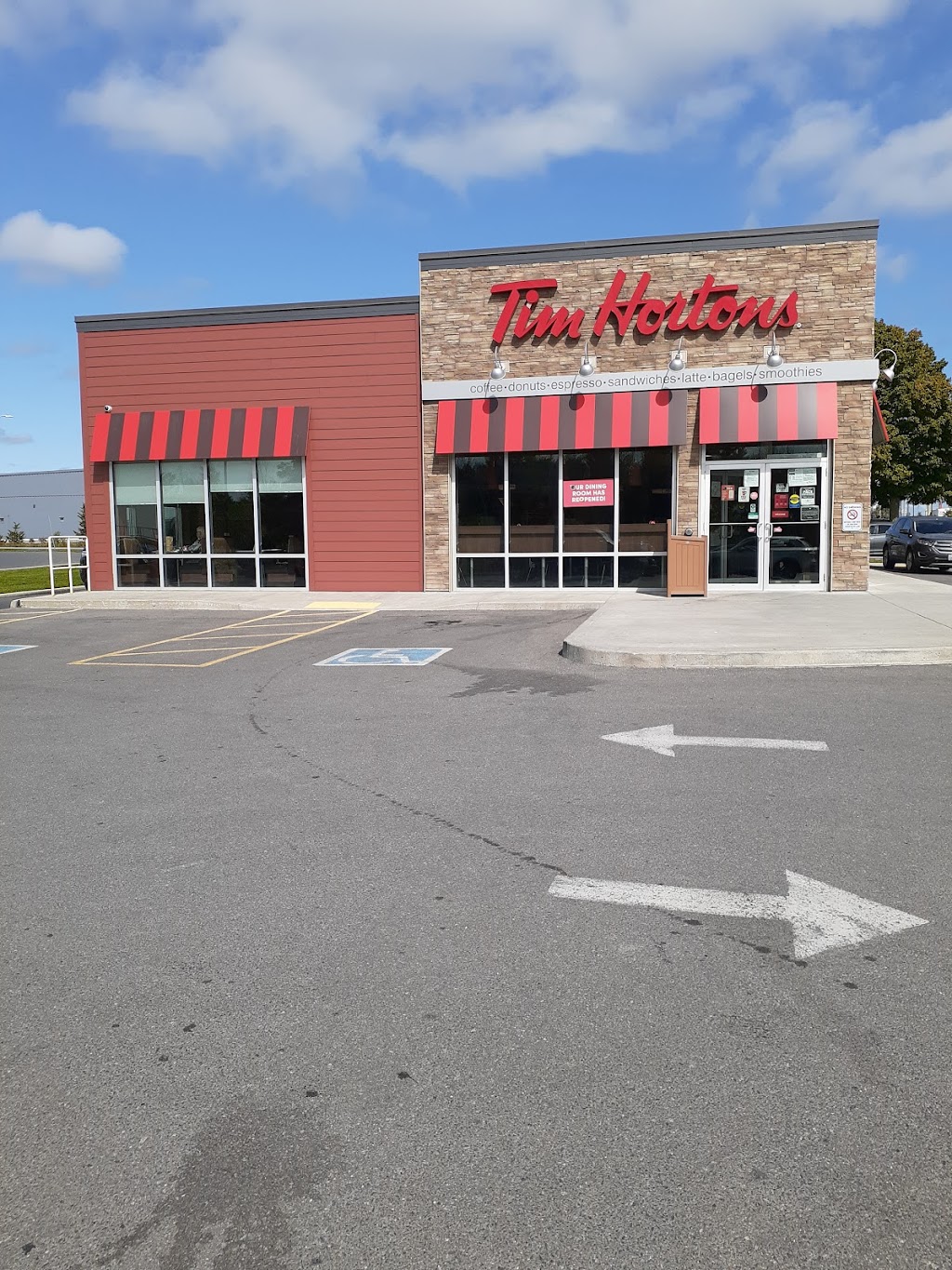 Tim Hortons | 661 Cataraqui Woods Dr, Kingston, ON K7P 2Y3, Canada | Phone: (613) 389-0439