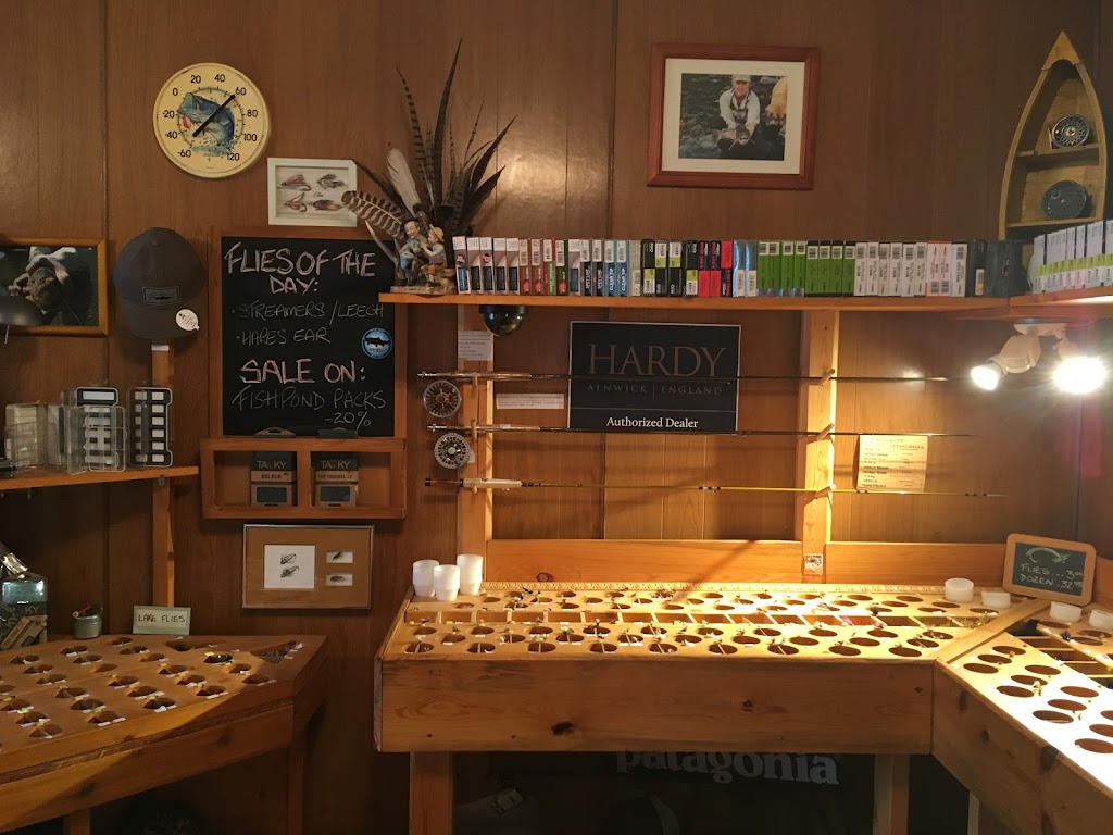 Crowsnest Cafe & Fly Shop | 8301 20 Ave, Coleman, AB T0K 0M0, Canada | Phone: (403) 563-8510
