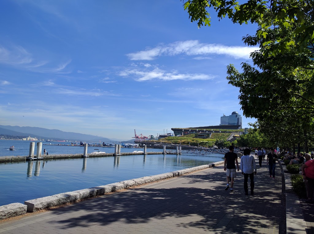 Waterfront Esplanade and Park | 1260 Quayside Dr, New Westminster, BC V3M 6E1, Canada | Phone: (604) 521-3711