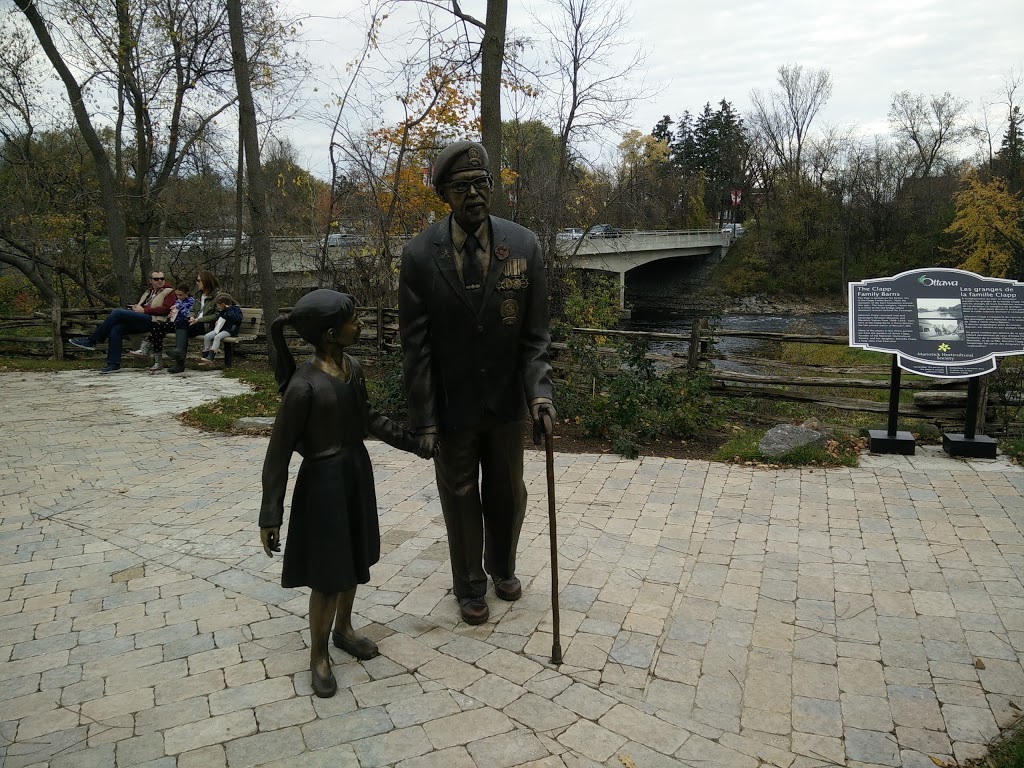 Manotick Cenotaph & Remembrance Park | 1125 Johnston Clapp Ln, Manotick, ON K4M, Canada | Phone: (613) 692-3243