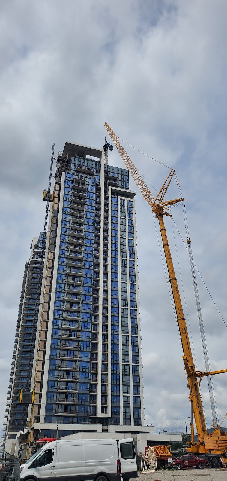 Complete Hoisting Crane Erectors Ltd. | 6896 Darcel Ave, Mississauga, ON L4T 2W5, Canada | Phone: (905) 956-5438
