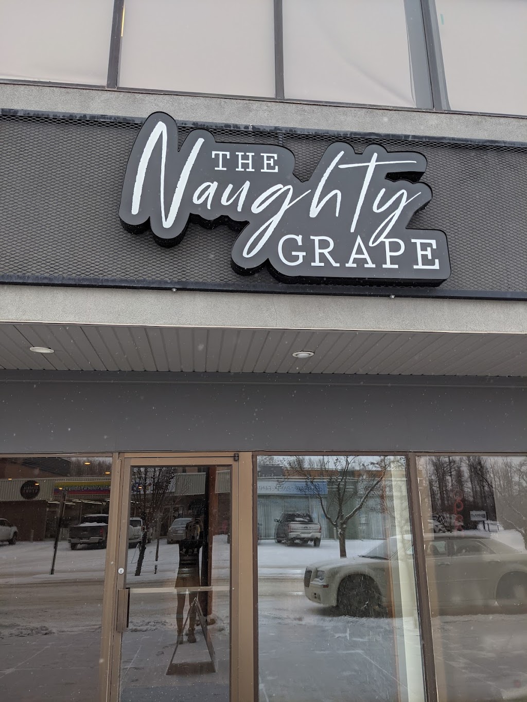 The Naughty Grape Wine Market | 40 Elizabeth St, Okotoks, AB T1S 2C1, Canada | Phone: (403) 995-0517