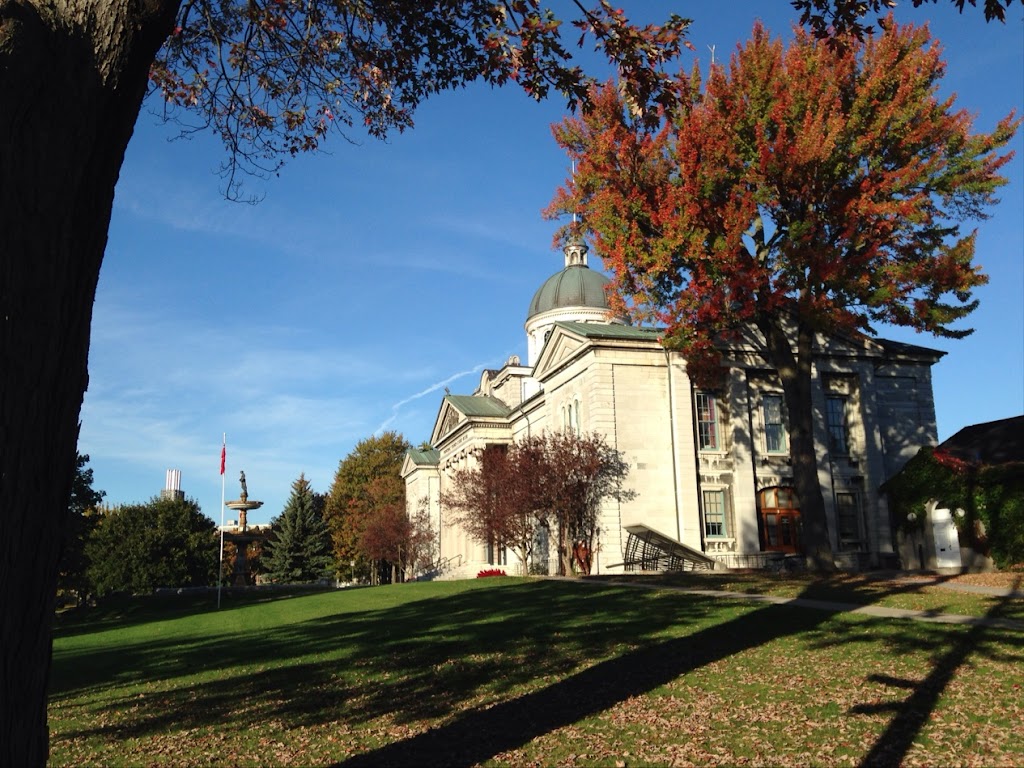 Kingston (Frontenac County) Courthouse | 5 Court St, Kingston, ON K7L 2N4, Canada | Phone: (613) 548-6811