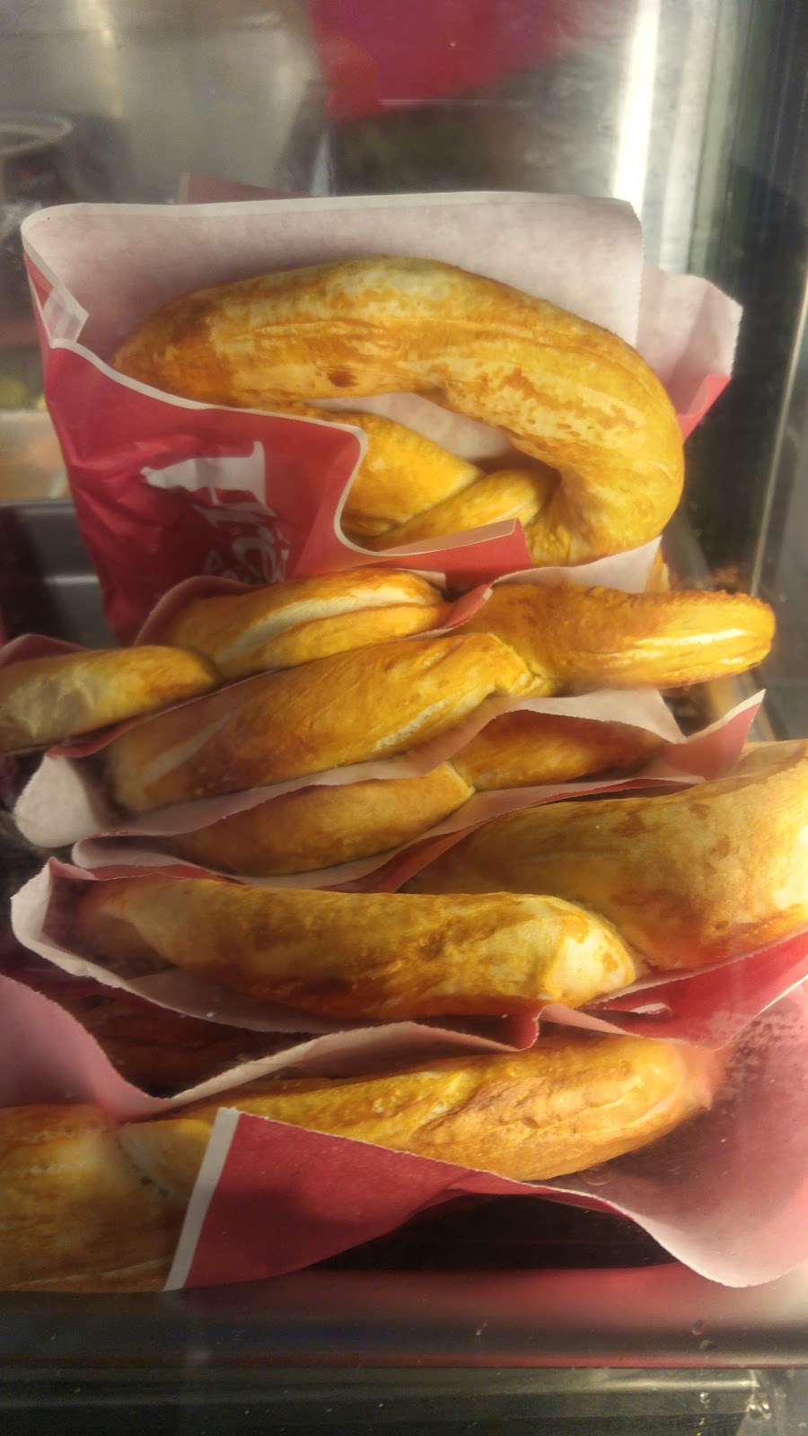 Mr Pretzels | 100 Bayshore Dr, Nepean, ON K2B 8C1, Canada | Phone: (613) 596-4698