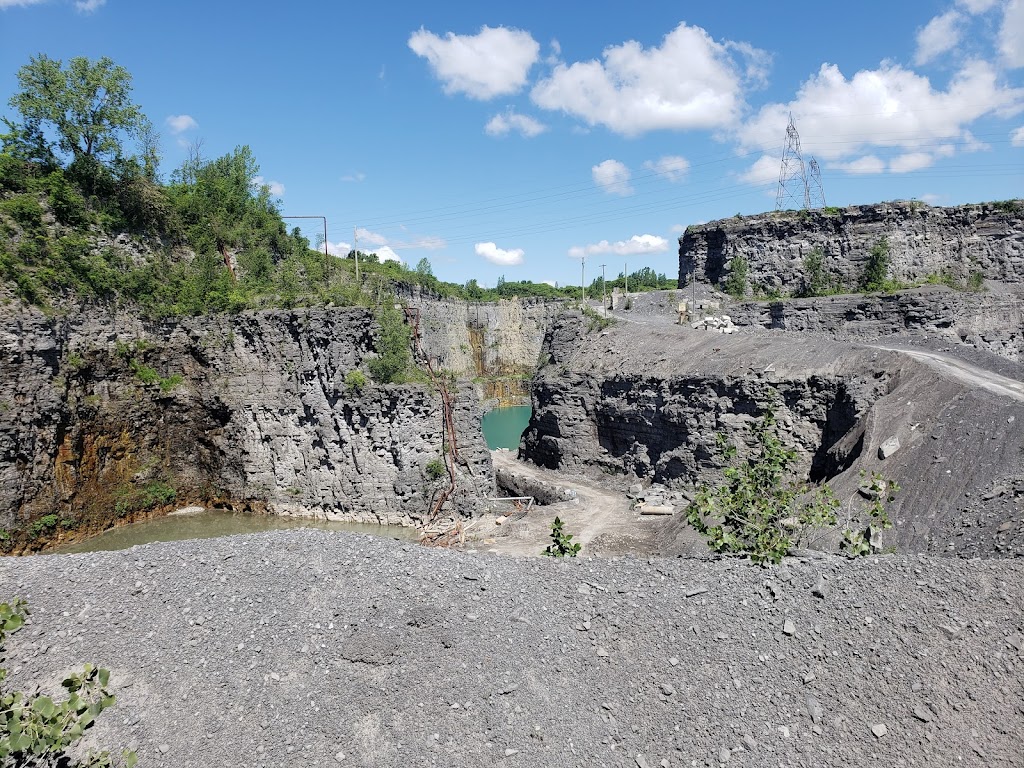 Carrières Régionales (Division de BauVal Inc) | 30 Rte 201, Saint-Louis-de-Gonzague, QC J0S 1T0, Canada | Phone: (450) 377-3369