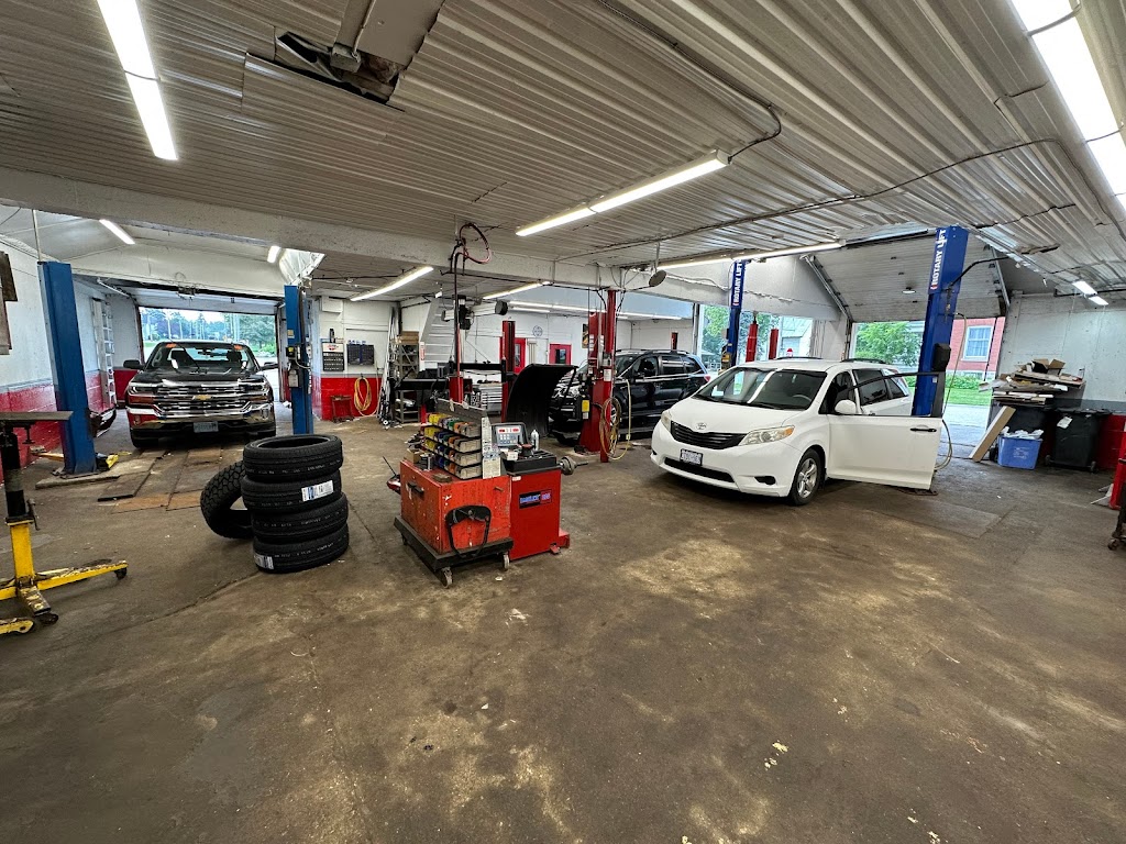 Buds Garage | 14105 Belmont Rd, Belmont, ON N0L 1B0, Canada | Phone: (519) 644-0396