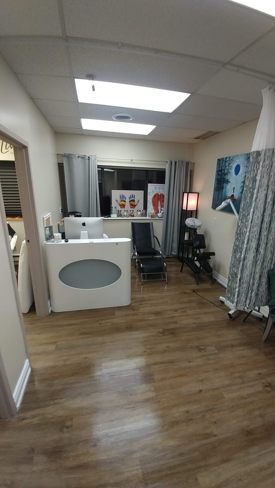 Throwing Sun | 400 Queen St W 2nd Floor, Brampton, ON L6X 1B3, Canada | Phone: (289) 233-0355